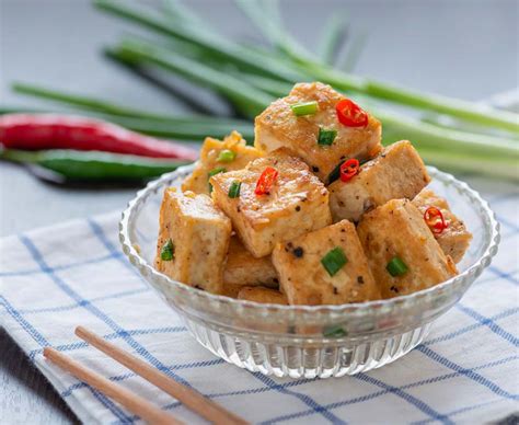  Kuang-style Fried Tofu: Onko Täydellinen Toffee Crunch Taivaallinen?