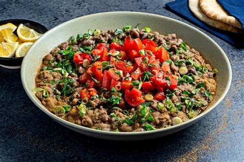  Ful Medames:  Aromatic Egyptian Fava Bean Stew Perfect for Dipping Crusty Bread!