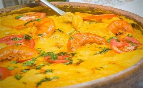  Moqueca de Camarão: Kremettä ja täynnä makua merenelävistä!